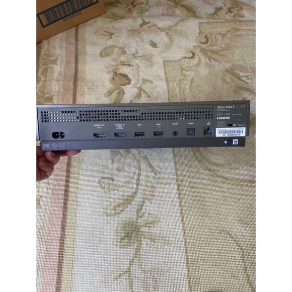 Excellent Used Condition XBox One S Game Console with DVD Player - Picture 5 of 6